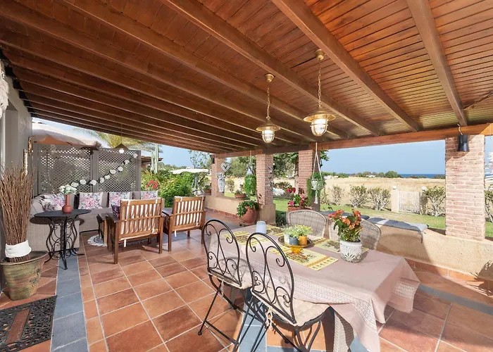 Aelia Sea View Bungalow